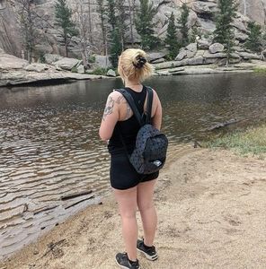 Meet your Posher, Mercedes